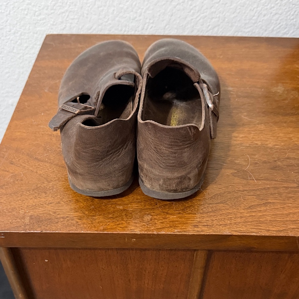 Women’s  Brown Leather Buckle Shoes - Picture 3 of 10